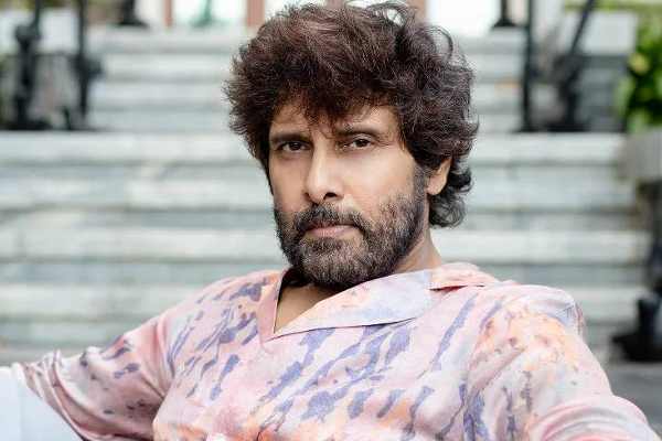 சிகிச்சைக்கு பின் ரசிகர்களை சந்திக்கப்போகும் நடிகர் விக்ரம் - எங்கு தெரியுமா? | Chiyaan Vikram Meeting To Fans