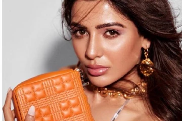 வெறும் ரோஜா தான்? நடிகரின் உடம்பில் ஆடையில்லா புகைப்படத்தை வெளியிட்ட நடிகை சமந்தா!