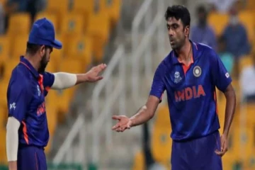 "நீ இருந்தா தான் கரெக்டு இல்லைனா ரிவிட்டு" - அஷ்வினை அழைக்கும் ரோஹித் ஷர்மா