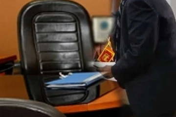 රාජ්‍යය ආයතනයක මුල් පුටු දෙකක් වෙනස් වෙයි..!