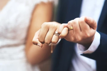 மினுவாங்கொடையில் திருமணக் கொத்தணி! - மணமகன் உள்ளிட்ட 26 பேருக்குக் கொரோனா