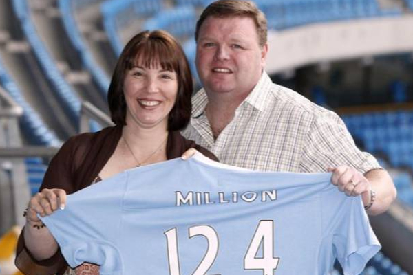 பிரித்தானியாவில் லொட்டரியில் விழுந்த 300 கோடி: கணவன் - மனைவி செய்த நெகிழ்ச்சி செயல் | United Kingdom Lottery Won Wife Husband