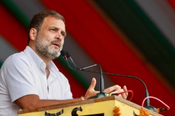 10 ஆண்டு ஆட்சியில் 40 ஆண்டு திண்டாட்டம் - ராகுல் காந்தி கடும் விமர்சனம்