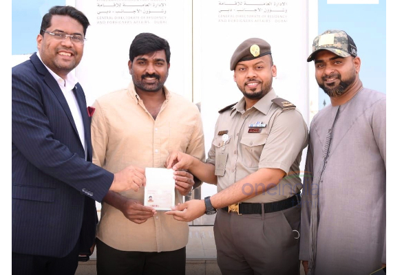10 ஆண்டுக்கான ‘கோல்டன் விசா’ - நடிகர் விஜய்சேதுபதிக்கு வழங்கி கவுரவித்த துபாய் - குவியும் வாழ்த்துக்கள் | Golden Visa Actor Vijay Sethupathi