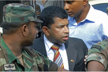 எங்களுடைய கைகளிலேயே துப்பாக்கிகள் திணிக்கப்பட்டன! பிள்ளையான் பகிரங்கம்