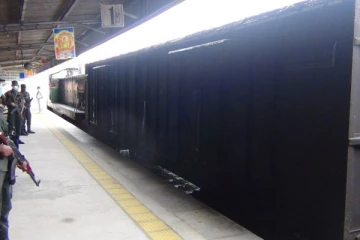 நாடளாவிய ரீதியில் பல பகுதிகளுக்கும் பகிர்ந்தளிக்கப்பட்ட தமிழக நிவாரண பொருட்கள் (Photos)