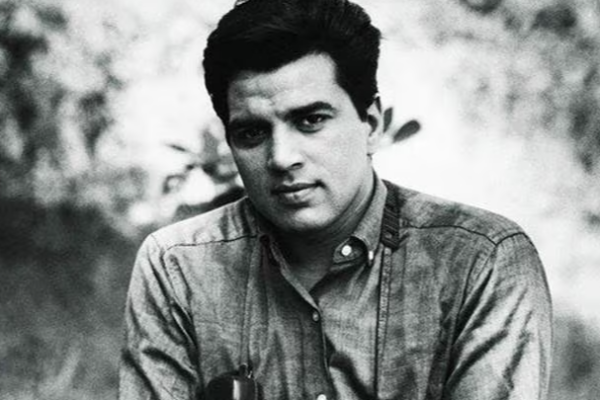 பழம்பெரும் நடிகர் தர்மேந்திராவின் குடும்பம் மற்றும் சொத்து மதிப்பு.. முழு விவரம் இதோ | Actor Dharmendra Net Worth And Family Details