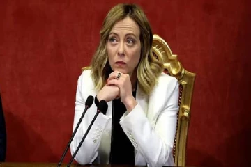 பிரபல நாட்டின் பெண் பிரதமர் ஒருவரின் ஆபாச வீடியோக்கள்! வெளிவந்த உண்மைகள்