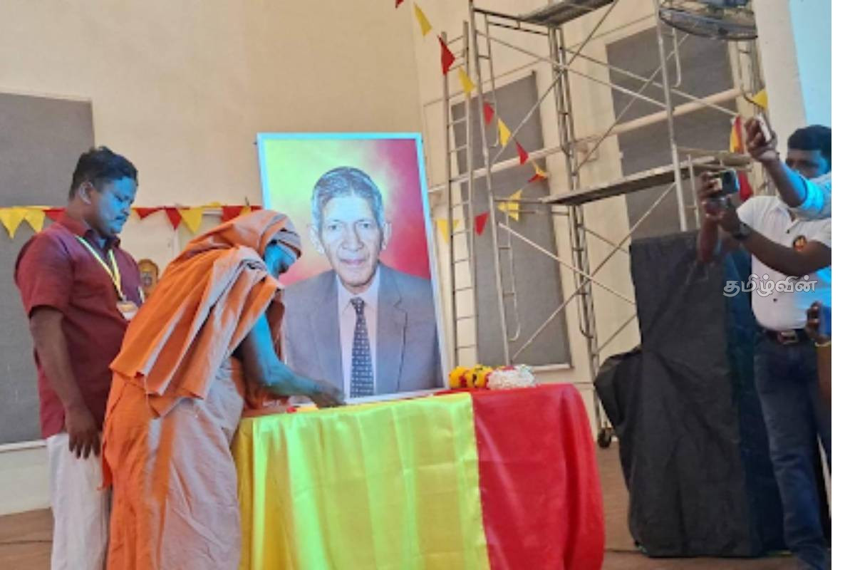 தமிழ் மூவேந்தர்களை வணங்கி தந்தை செல்வா அரங்கில் ஒலித்த வட்டுக்கோட்டை எழுச்சி மாநாடு | Vadukkottai 50 Sung Tamil Three Greats