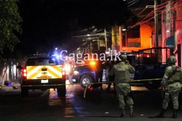 මෙක්සිකෝවේ වෙඩි තැබීමක්.