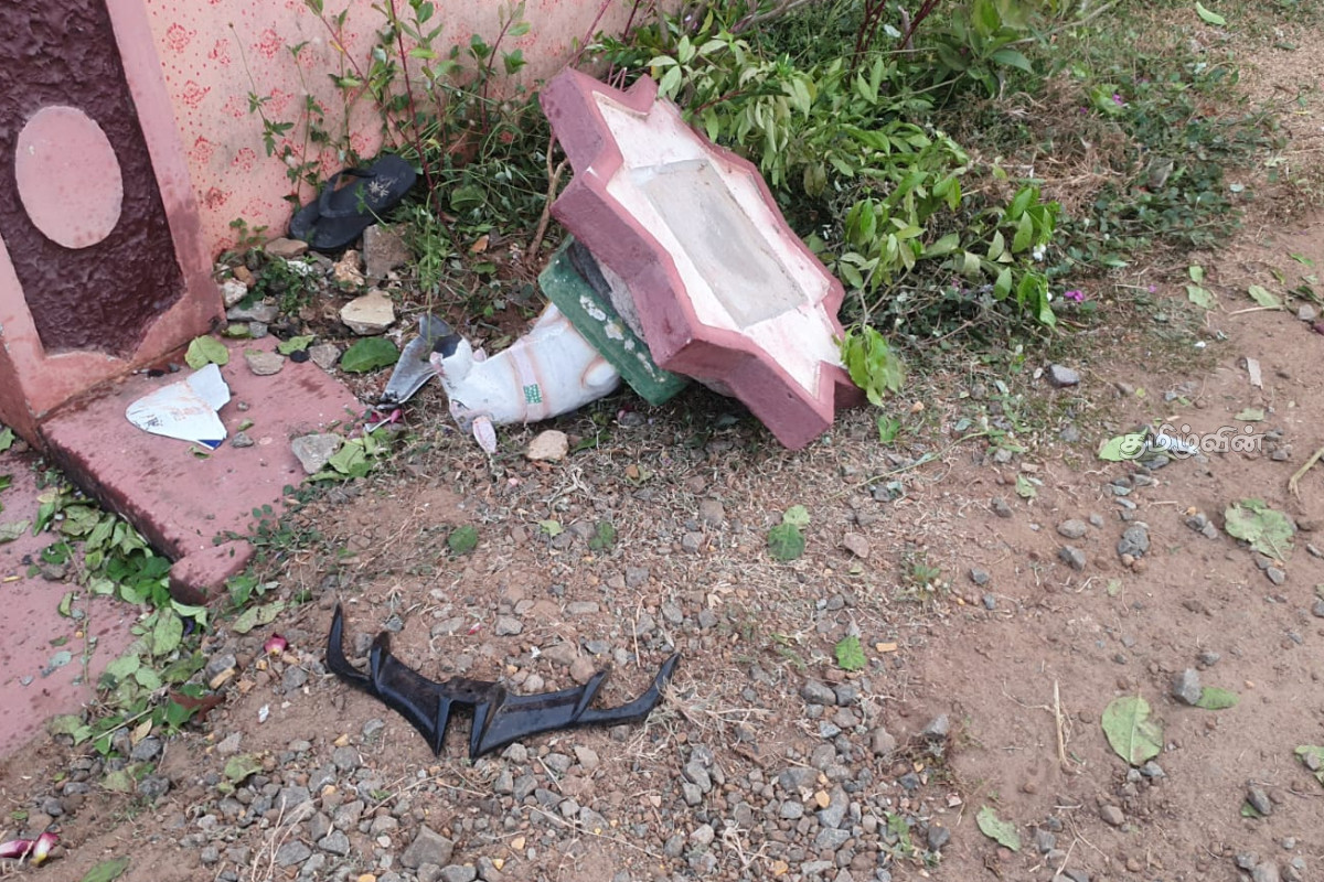 யாழில் கோர விபத்து : இரு இளைஞர்கள் பலி | Two Killed In Accident In Kopai Jaffna