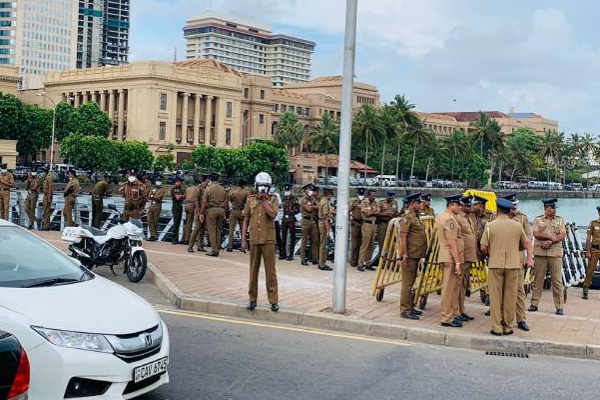 ஆர்ப்பாட்டக்காரர்கள் மீது பலத்தை பயன்படுத்திய பொலிஸ்! மனித உரிமைகள் ஆணையம் அதிரடி | Human Rights Commission Investigate Police Colombo