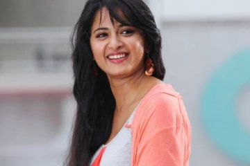 நடிகை அனுஷ்காவா இது, ஸ்பெஷல் தினத்தில் அவரே வெளியிட்ட கலக்கல் புகைப்படம்- இதோ