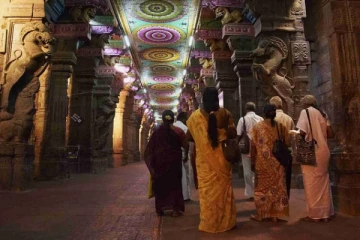 கோயிலின் உள்ளே செய்யக்கூடாத 26 தவறுகள்- பத்ம புராணத்தின் ரகசியம்