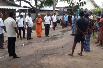 முல்லைத்தீவில் குவிந்த மதவாதிகள்! மக்கள் மத்தியில் ஏற்பட்ட சந்தேகம்