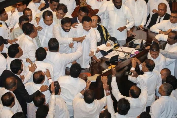 சிங்கள அரசியல்வாதிகளின் பாரிய மோசடி அம்பலம் - அதிர்ச்சியில் மக்கள்