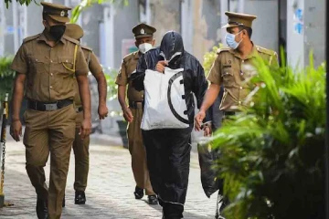 அம்பாறையில் தாவித்தாவி போதைப்பொருள் விற்ற ஸ்பைடர் வுமன்!