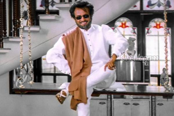 படையப்பா படத்தில் ரஜினியுடன் நடித்தது குறித்து மறைந்த நடிகை சௌந்தர்யா பேட்டி... என்ன கூறியுள்ளார் பாருங்க | Soundarya About Rajinikanth Padaiyappa Movie Offer படையப்பா படத்தில் ரஜினியுடன் நடித்தது குறித்து மறைந்த நடிகை சௌந்தர்யா பேட்டி... என்ன கூறியுள்ளார் பாருங்க | Soundarya About Rajinikanth Padaiyappa Movie Offer