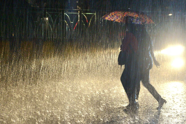 நாட்டில் மேலும் தொடரும் மழையுடனான வானிலை | Today Weather Alert Of Sri Lanka