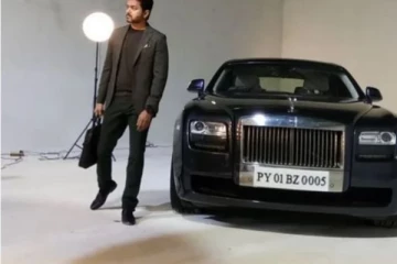 விஜய் சொகுசு கார் விவகாரம் என்னங்கண்ணா இது ..களத்தில் குதித்த  விஜய் ரசிகர்கள் சூடாகும் டிவிட்டர் தளம்!