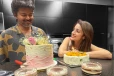 விஜய் - த்ரிஷாவால் வைரல் ஆன கேக்.. CM கேக் என பெயரையே மாத்திட்டாங்களே