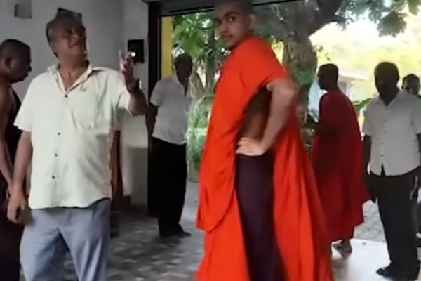 மகிந்த ராஜபக்ச பயன்படுத்திய இரகசிய அறை: குருநாகலில் பரபரப்பான சம்பவம் | Mahinda Rajapaksa Kurunegala