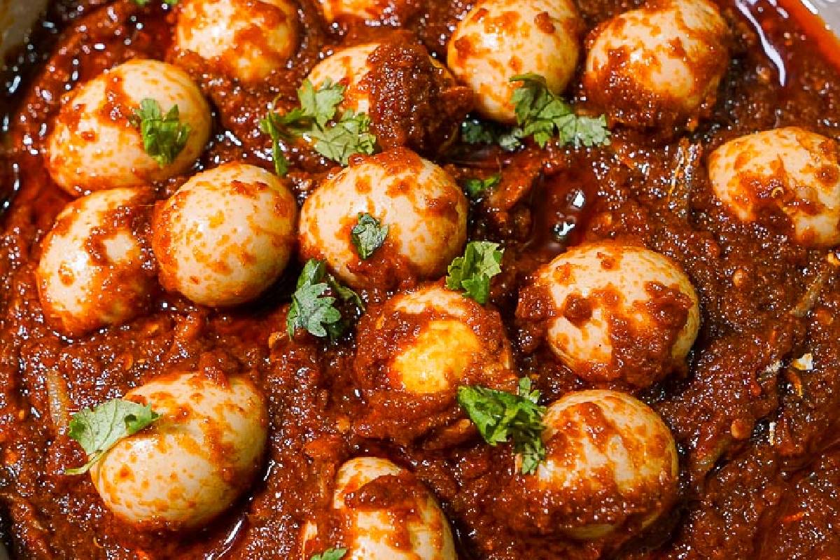 ஆரோக்கியமும் சுவையும் நிறைந்த மலேசிய ஸ்டைல் முட்டை சம்பல் - பண்ணலாமா? | Tasty And Healthy Muttai Sambal Recipe