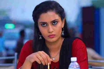 கர்ப்பமாக இருக்கும் செய்தியை கியூட் போட்டோவுடன் அறிவித்த பிரபல விஜய் டிவி சீரியல் நடிகை- போட்டோஸ் இதோ