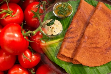சுடச்சுட தக்காளி தோசை செய்வது எப்படி?