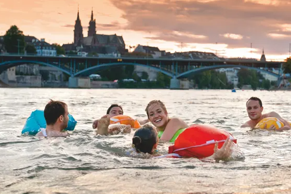 சுவிட்சர்லாந்தில் நீச்சல் பிரியர்களுக்கு எச்சரிக்கை | Warning For Swimmers In Switzerland Rhone River