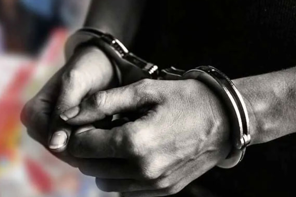 யாழில் 50 இலட்சம் ரூபா பெறுமதியுடைய நகைகளை திருடியவர் கைது! | Man Arrested For Stealing Jewellery In Jaffna