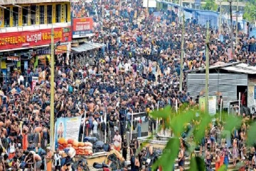 சபரிமலை பக்தர்களுக்கு.. எதிர்பாராத வகையில் உயிரிழந்தால் ஆயுள் காப்பீடு - விவரம்!