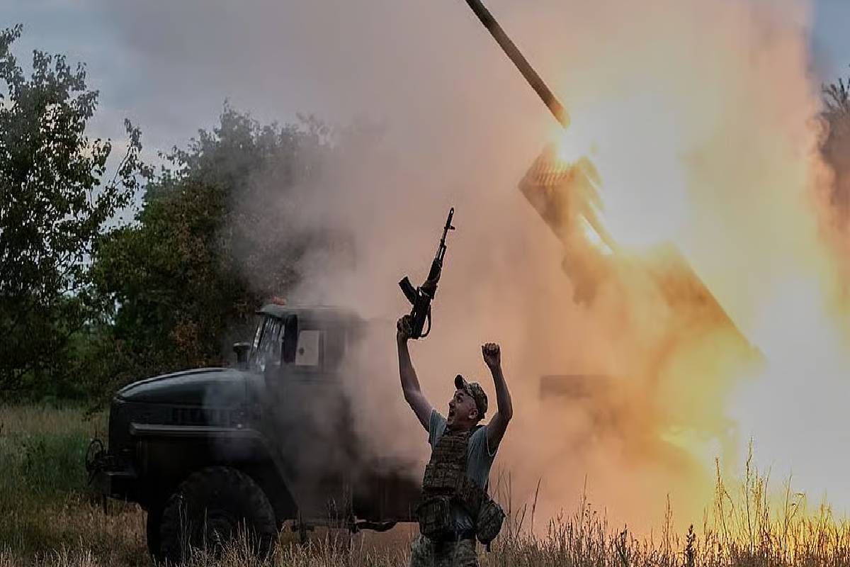 செயின்ட் பீட்டர்ஸ்பர்க் மீது உக்ரைனின் பாரிய ட்ரோன் தாக்குதல் | Ukraine S Massive Drone Attack On St Petersburg