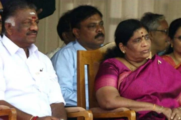 தமிழகத்தின் முன்னாள் துணை முதலமைச்சரின் மனைவி மாரடைப்பால் மரணம்!