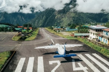 உலகின் டாப் 5 ஆபத்தான விமான நிலையங்கள்: சிறிய தவறு கூட பேரழிவாக முடியலாம்!