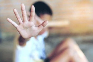 11 வயது சிறுவனுக்கு பாலியல் தொல்லை கொடுத்த 2 இளைஞர்கள் - போக்சோ சட்டம் பாய்ந்தது!