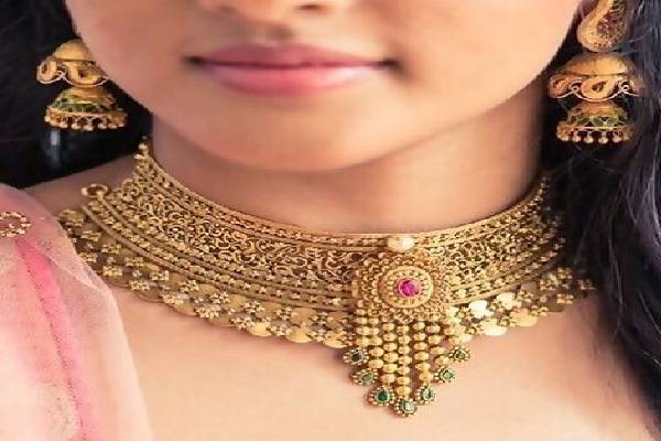 இலங்கையில் தங்கத்தின் விலையில் ஏற்பட்டுள்ள மாற்றம்! | Change In The Price Of Gold In Sri Lanka இலங்கையில் தங்கத்தின் விலையில் ஏற்பட்டுள்ள மாற்றம்! | Change In The Price Of Gold In Sri Lanka