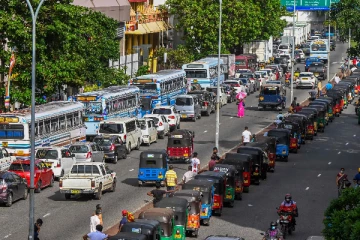 எரிபொருள் பெற சென்ற கணவர் மாயம்; மனைவி பொலிஸில் புகார்!
