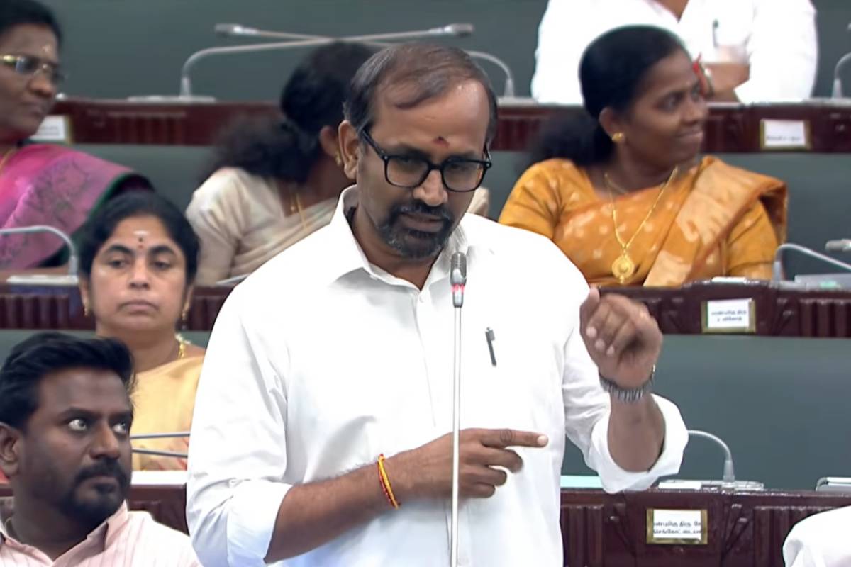 ரேஷன் கடைகளில் மலிவு விலையில் வெங்காயம் விற்பனை - அமைச்சர் அறிவிப்பு | Onions To Sell At Ration Shop For Rs35 Per Kig ரேஷன் கடைகளில் மலிவு விலையில் வெங்காயம் விற்பனை - அமைச்சர் அறிவிப்பு | Onions To Sell At Ration Shop For Rs35 Per Kig