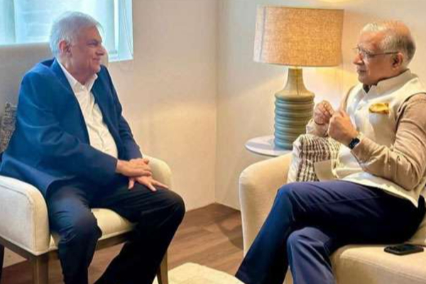 அரசியல் வட்டாரத்தில் பரபரப்பு - ரணில் - இந்தியத் தூதுவர் திடீர் சந்திப்பு | Mahajana Handa Representatives Meets Ranil