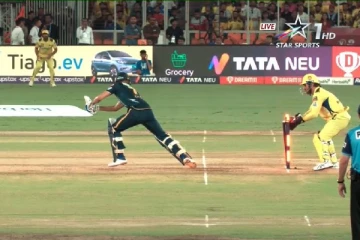 கேட்சை தவறவிட்ட தீபக் சாஹர்: மின்னல் ஸ்டெம்பிங்கில் சுப்மன் கில்லை வெளியேற்றிய தோனி:வீடியோ