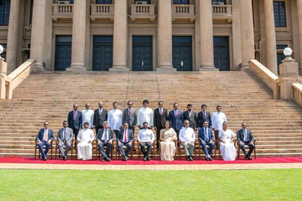 கல்வி மறுசீரமைப்பு என்ற பெயரில் பாடசாலைகளை மூட வேண்டாம் : அநுரவின் அறிவிப்புக்கு பதிலடி | Don T Close Schools In The Educational Reform Name