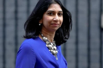 தவறு செய்துவிட்டேன், ராஜினாமா செய்கிறேன்: பிரித்தானிய உள்துறைச் செயலர் பதவி விலக இதுதான் காரணமாம்