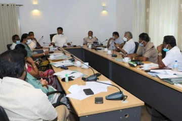 எதிர்க்கட்சி தலைமை பதவி பறிபோகும் கட்டத்தில் சஜித் : கட்சிக்குள் கடும் பிளவு