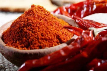வர்த்தகரின் கண்களில் மிளகாய் தூள் எறிந்து கொள்ளை