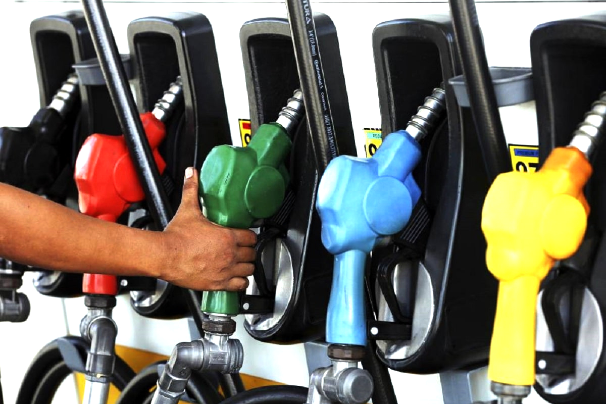 India petrol price hike April 2026, Jet fuel price India 2026, US Israel Iran war impact on fuel, XP100 petrol price India, Indian economy fuel crisis #IndiaFuelPrice #PetrolHike #JetFuel #USEIranWar #GlobalEnergyCrisis #IndianEconomy #FuelNews