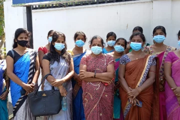 வடக்கு மாகாண தொண்டர் ஆசிரியர்கள் போராட்டத்தில் (Photos)