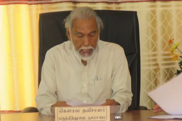 திடீர் பதவி விலகலை அறிவித்த கூட்டமைப்பின் உறுப்பினர்! | Tna Member Jaffna Urban Council Point Pedro Budget