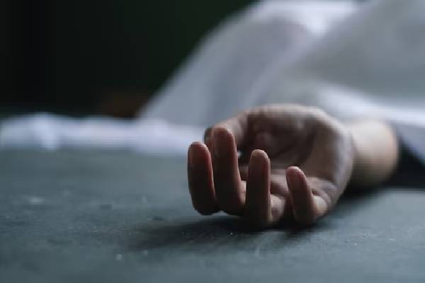 கணவருடன் சேர்ந்து தாயைக் கொலை செய்த மகள் | Daughter Sacrificed Her Mother Along Her Husband கணவருடன் சேர்ந்து தாயைக் கொலை செய்த மகள் | Daughter Sacrificed Her Mother Along Her Husband