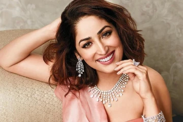 திரும்ப திரும்ப பார்க்கத் தூண்டும் யாமி கவுதமின் சூப்பர் புகைப்படங்கள் - டுவிட்டரில் வைரல்